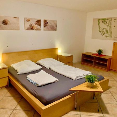 Ferienwohnung Haus Am See Ewighausen Exterior foto